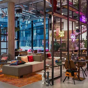 Hotel Moxy Frankfurt Center, Frankfurt nad Menem